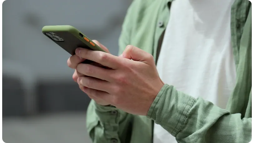 Google Messages vs SMS.webp